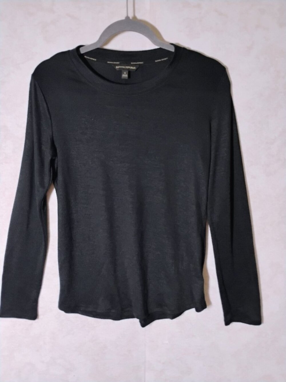 Banana Republic Black Long Sleeve Jersey Top size Small